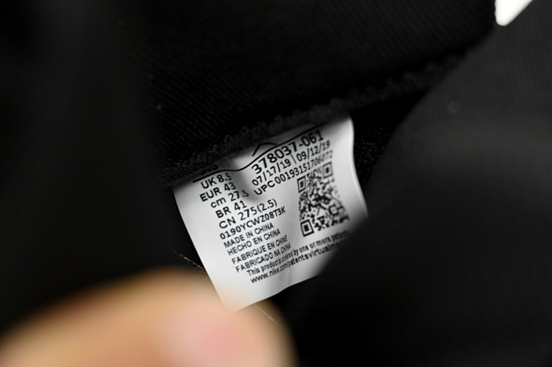 yupoo_351338_4be66c0a.jpg 【DH0OG】黑红 OG版乔丹11代篮球运动鞋 378037-061 Air Jordan 11 Retro “Bred 2019”
