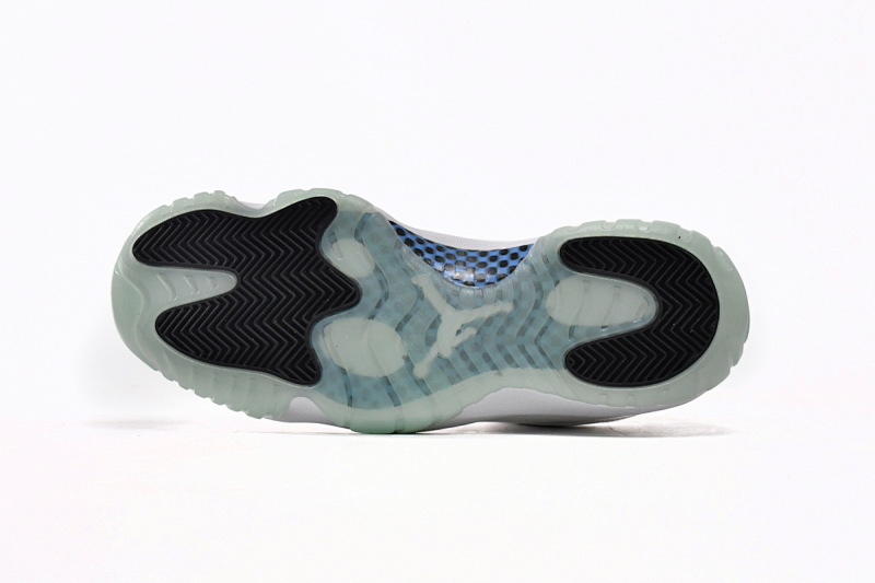 yupoo_352155_24a8c7d3.jpg 【CH0XH】低帮白玉 纯原级乔丹11代篮球鞋 AV2187-117 Air Jordan 11 Retro Low Legend Blue
