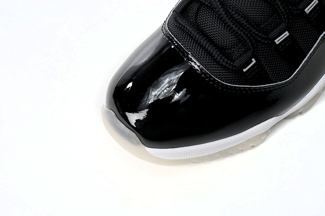 【DH0XP】黑银 XP版乔丹11代篮球鞋运动鞋CT8012-011 Air Jordan 11 25th Anniversary Black Silver Eyelets