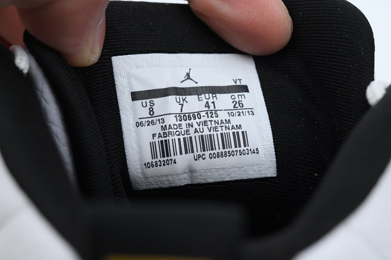 【DN5DJ】白黑金 乔12复古篮球鞋 130690-125 Air Jordan 12 Retro 'Taxi'