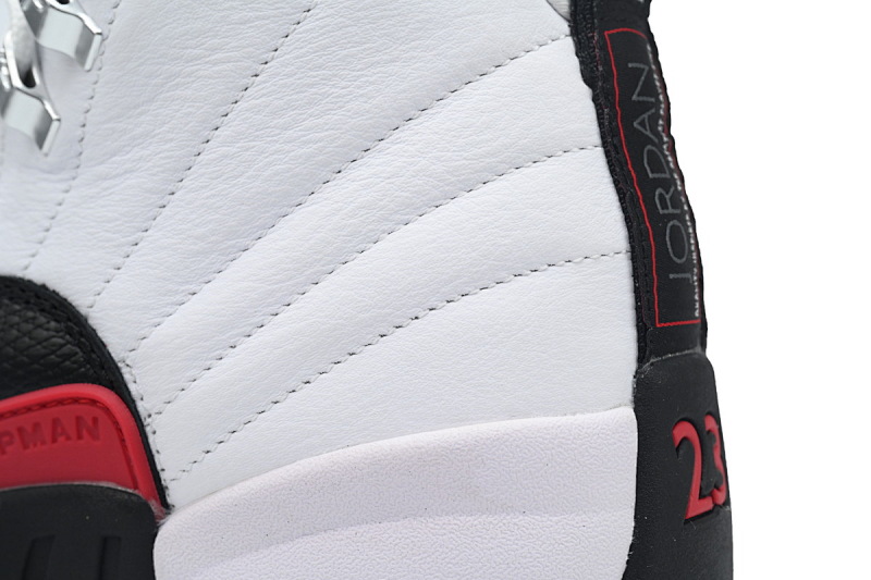 【DH0XP】白黑红-2 XP版乔丹12代复古篮球鞋 CT8013-162 Air Jordan 12 “Red Taxi”5