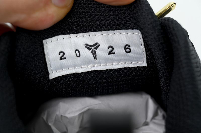 【DA0S2】黑金 S2版本科比11代篮球鞋 IM4260-001 Nike Kobe 11 Elite Low Protro 'Fade To Black' 2026