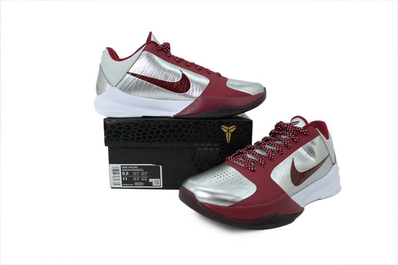 【FH0H1】酒红大学 H12版本科比5代篮球鞋 IM0557-001 Nike Zoom Kobe 5 Protro 'Lower Merion Aces'