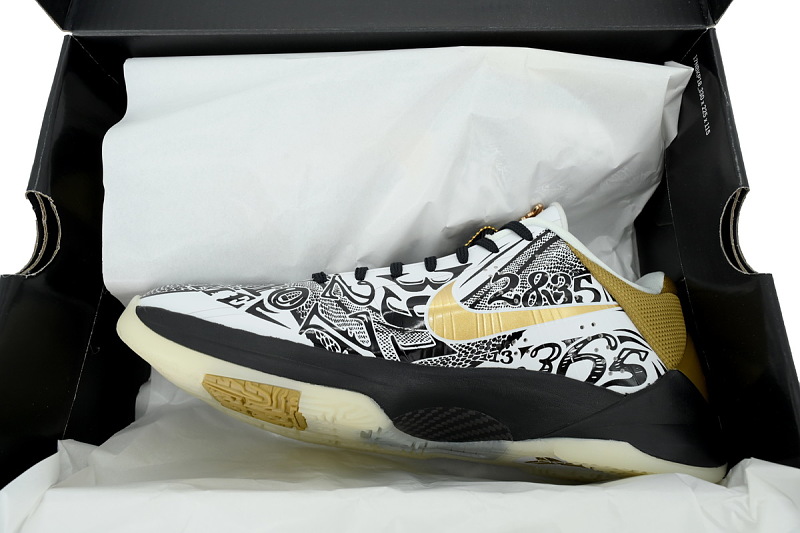 yupoo_356207_aca385b7.jpg 【FH0H1】黑白金 H12版本科比5代篮球鞋 CT8014-100 Nike Zoom Kobe 5 Protro 'Big Stage'