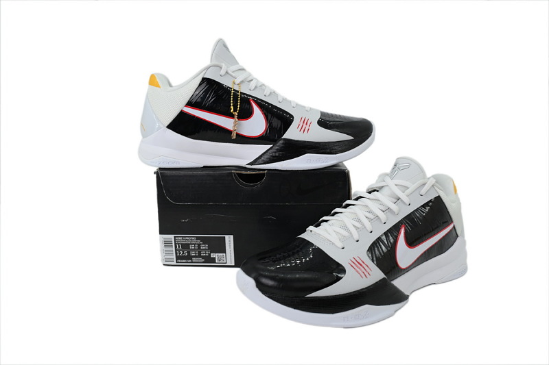 【FH5H1】李小龙白色 H12版本科比5代篮球鞋 CD4991-101 Zoom Kobe 5 Protro 'Alternate Bruce Lee'
