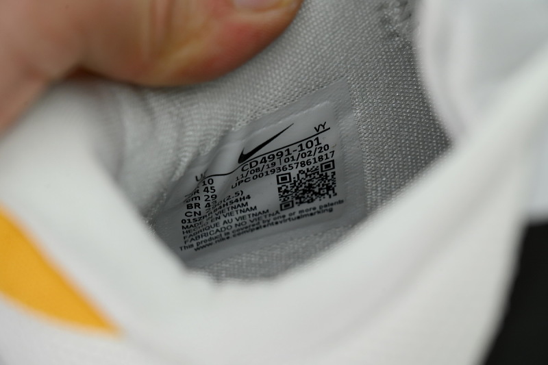 【FH5H1】李小龙白色 H12版本科比5代篮球鞋 CD4991-101 Zoom Kobe 5 Protro 'Alternate Bruce Lee'