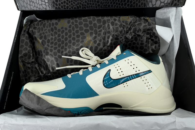 【DA3S2】蓝白 S2版本科比5代篮球鞋 IZ1852-100 Nike Kobe 5 Protro Caitlin Clark 'Coconut Milk'