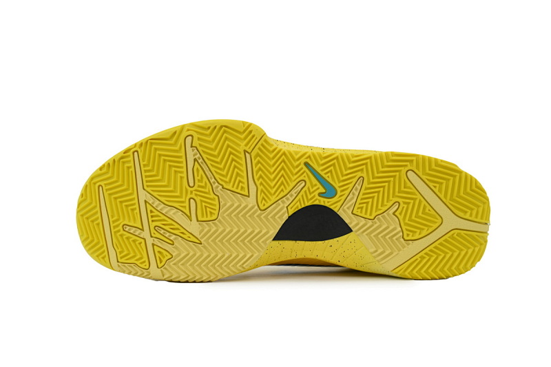 【CA3S2】黄色 S2版本科比4代篮球鞋  IH0587-700 Zoom Kobe 4 Protro 'CHBL'