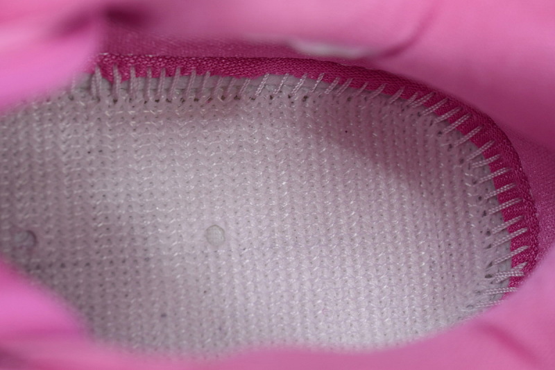 【CA3S2】乳腺癌 S2版本科比6代篮球鞋 429659-601 Nike Zoom Kobe 6 Kay Yow Think Pink