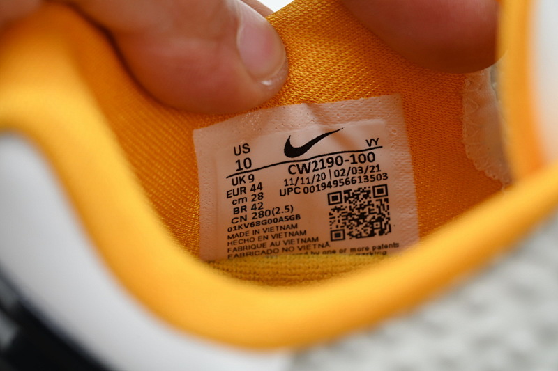 【CA3S2】季后赛 S2版本科比6代篮球鞋 CW2190-100 Nike Kobe 6 Protro “White Del Sol”