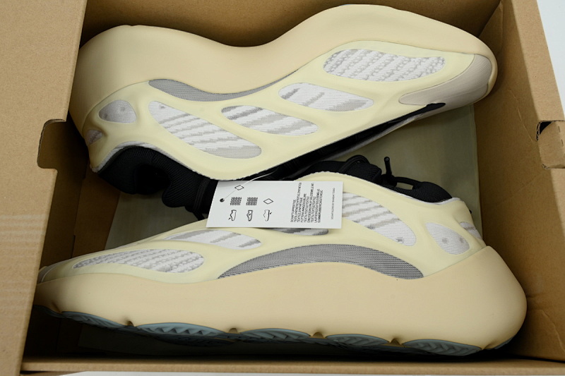 【DA0LW】4980白色 LW版阿迪达斯椰子700V3 FW4980 Adidas Yeezy 700 V3 'Azael'