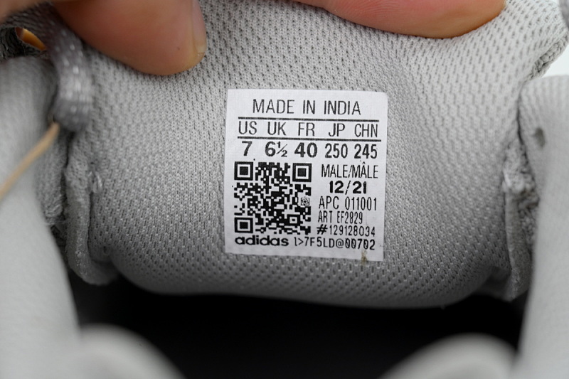 yupoo_358615_0eee66ee.jpg 【DA7LW】2829灰白 LW版阿迪达斯椰子700V2 EF2829 Yeezy Boost 700 V2 “Static”