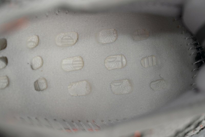 【DA1LW】灰橘星1229 阿迪达斯 LW版巴斯夫椰子350 V2 GW1229 adidas Yeezy Boost 350 V2 Beluga Reflective