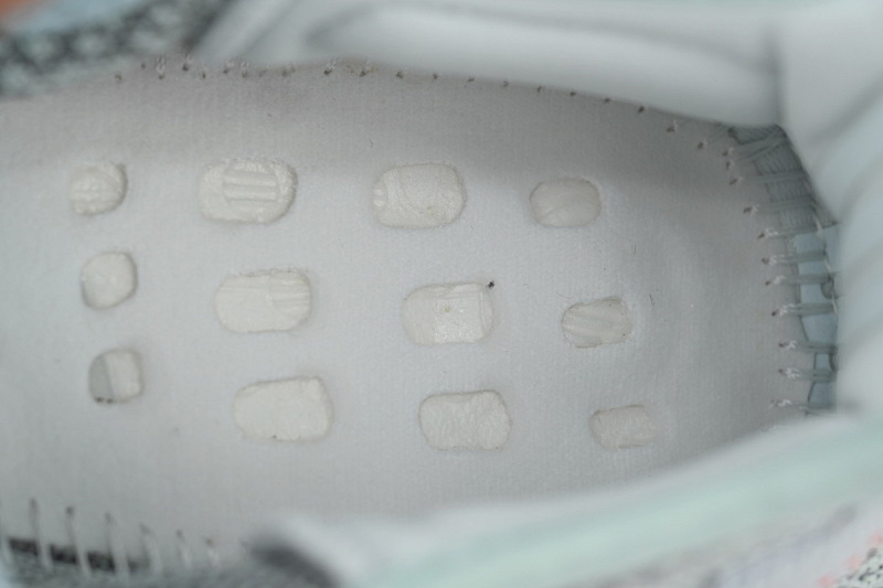 【DA7LW】亮点蓝37571 阿迪达斯 LW版巴斯夫椰子350 V2 B37571 Adidas Yeezy Boost 350 V2 "Blue Tint”
