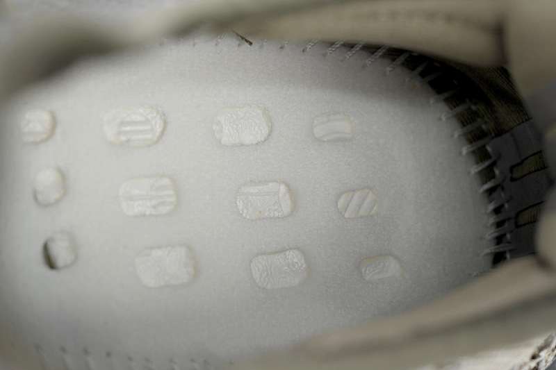 【DA7LW】火山灰0089 阿迪达斯 LW版巴斯夫椰子350 V2 GW0089 adidas Yeezy Boost 350 V2 “Ash Stone”