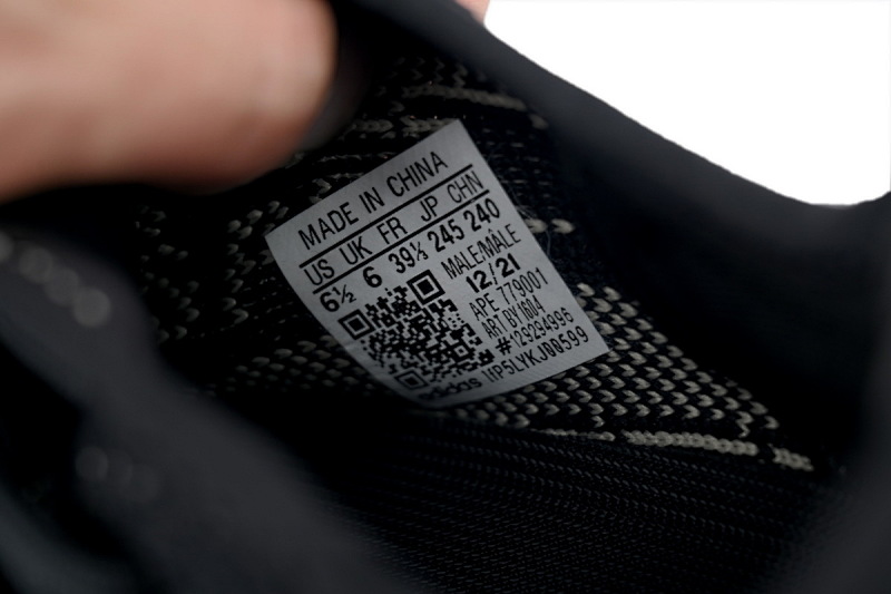 yupoo_359647_7eac8a26.jpg 【DA7LW】黑白1604 阿迪达斯 LW版巴斯夫椰子350 V2 BY1604 Adidas Yeezy Boost 350 V2 Core Black/White