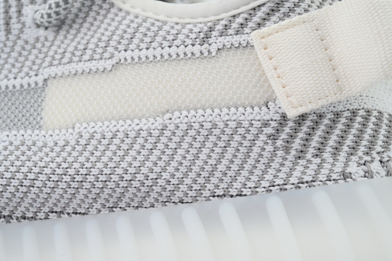 yupoo_359743_b598ba35.jpg 【DA7LW】白天使2905 阿迪达斯 LW版巴斯夫椰子350 V2 EF2905 Adidas Yeezy 350 Boost V2 “Static”