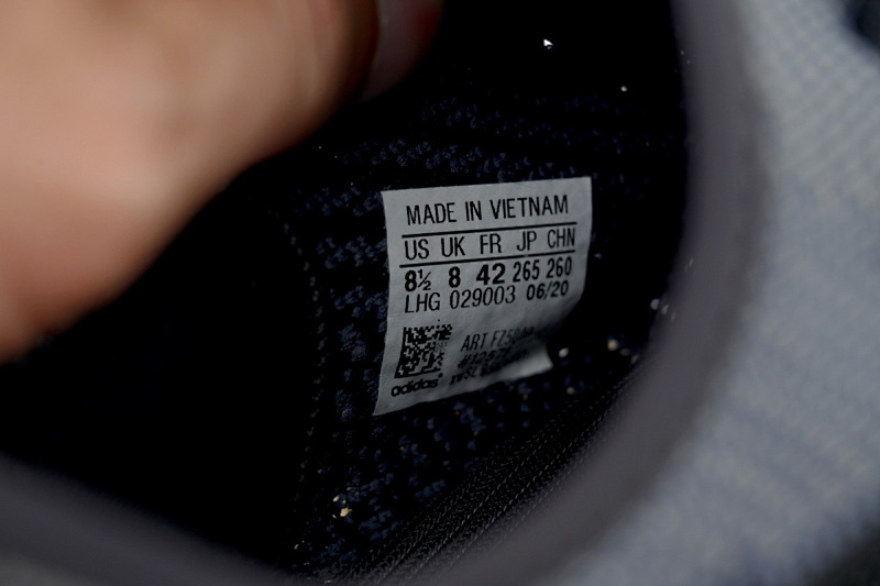 【DA7LW】奥利奥5000 阿迪达斯 LW版巴斯夫椰子350 V2 FZ5000 adidas Yeezy Boost 350 V2 'Carbon'