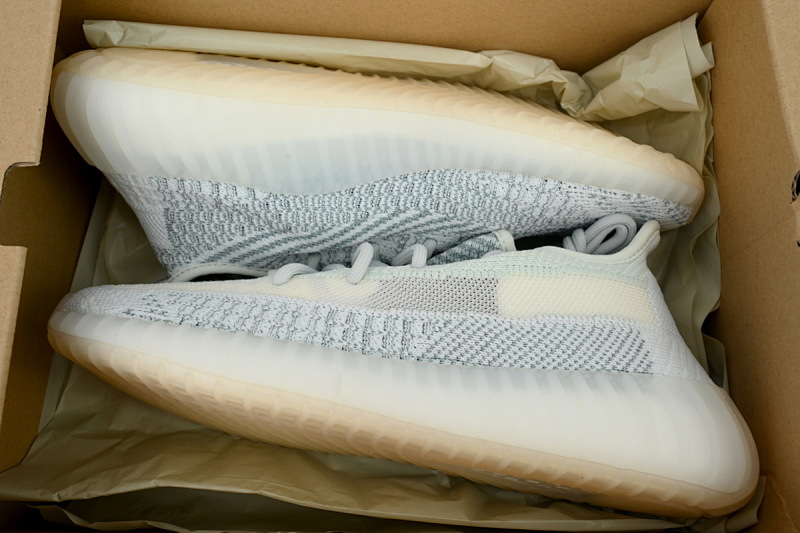 【DA1LW】泛蓝满天星5317 阿迪达斯 LW版巴斯夫椰子350 V2 FW5317 Adidas Yeezy 350 Boost V2 "Cloud White Reflective"