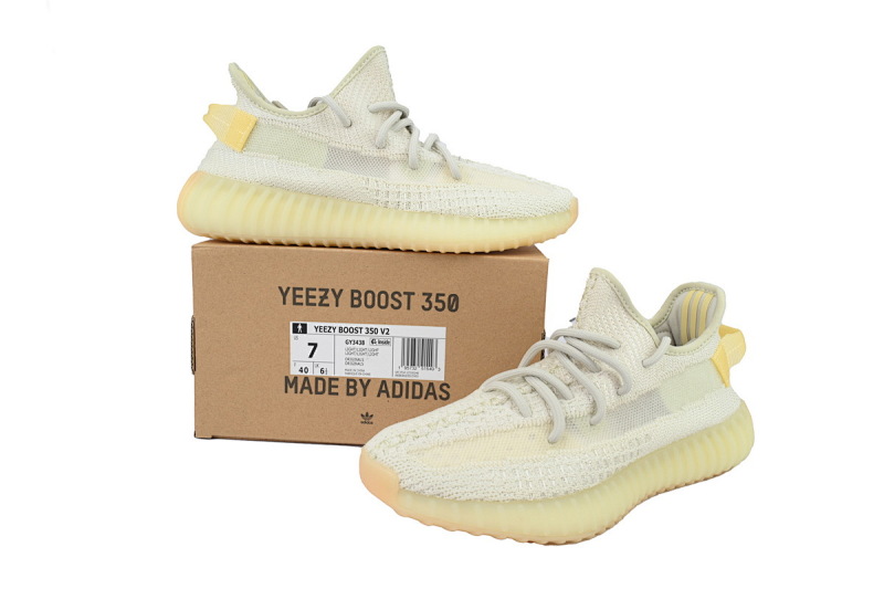 【DA1LW】北极光3438 阿迪达斯 LW版巴斯夫椰子350 V2  GY3438 Adidas Yeezy Boost 350 V2 Light UV Sensitive