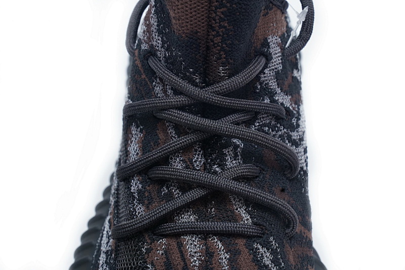 【AA1AH】比斯黑3774  本地版阿迪达斯椰子350二代真爆米花 GW3774 adidas Yeezy Boost 350 V2 MX Rock