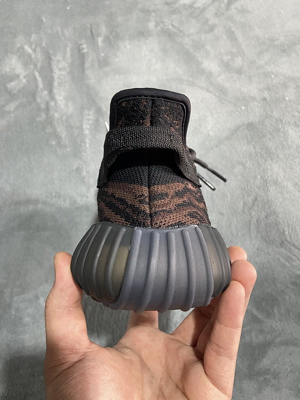 【AA1AH】比斯黑3774  本地版阿迪达斯椰子350二代真爆米花 GW3774 adidas Yeezy Boost 350 V2 MX Rock