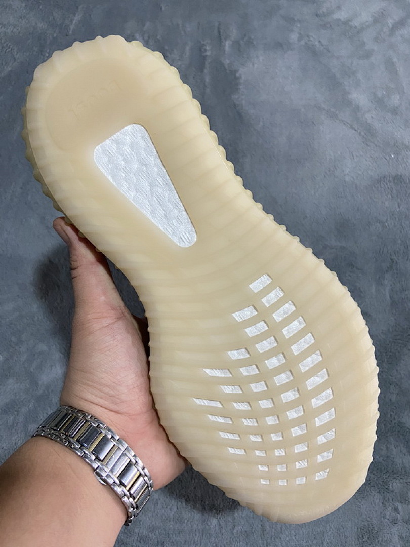 【AA1AH】比斯黄3773   本地版阿迪达斯椰子350二代真爆米花  GW3773 adidas Yeezy Boost 350 V2 MX Oat