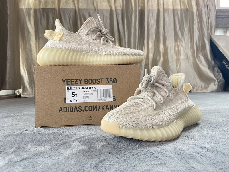 【AA1AH】白极光 温变3438 本地版阿迪达斯椰子350二代真爆米花  GY3438 Adidas Yeezy Boost 350 V2 Light UV Sensitive