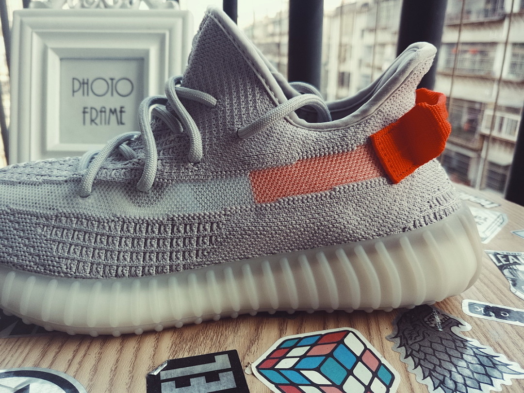 yupoo_361843_9d6c85ee.jpg 【AB1AH】尾灯9017 阿迪达斯椰子350二代 本地真爆米花 FX9017 adidas Yeezy Boost 350 V2 “Tail Light”Real Boost