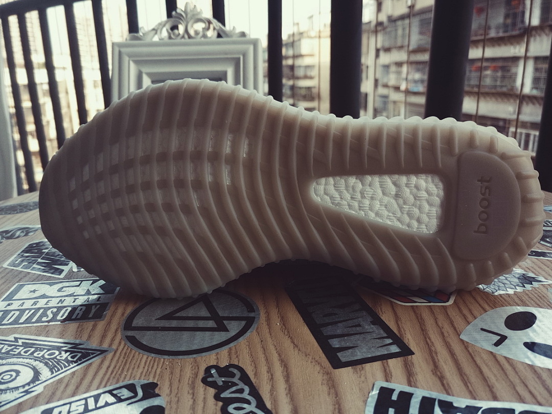yupoo_361843_afdabe10.jpg 【AB1AH】尾灯9017 阿迪达斯椰子350二代 本地真爆米花 FX9017 adidas Yeezy Boost 350 V2 “Tail Light”Real Boost