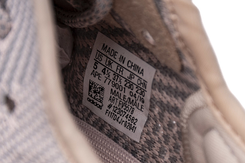 yupoo_362352_b3f7851b.jpg 【AB1AH】银粉5578 本地版真爆米花 椰子Adidas Yeezy 350 Boost V2 "Synth" FV5578