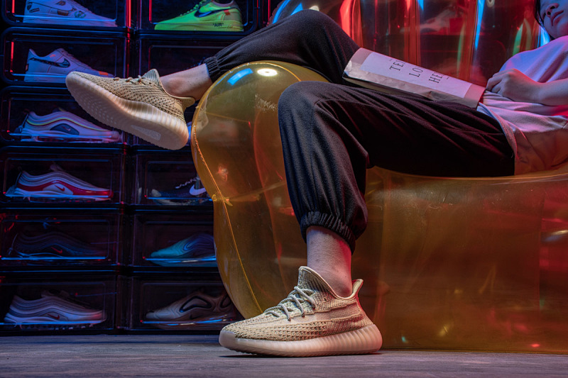 yupoo_362426_a4085e2e.jpg 【AB1AH】丁黄星3255 本地版真爆米花 椰子Adidas Yeezy 350 Boost V2 "Antlia Reflective" FV3255