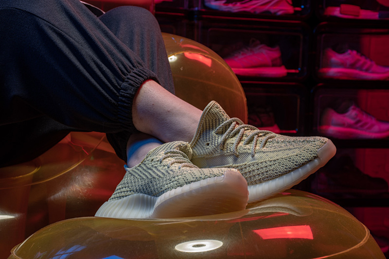 yupoo_362426_fa6aafce.jpg 【AB1AH】丁黄星3255 本地版真爆米花 椰子Adidas Yeezy 350 Boost V2 "Antlia Reflective" FV3255