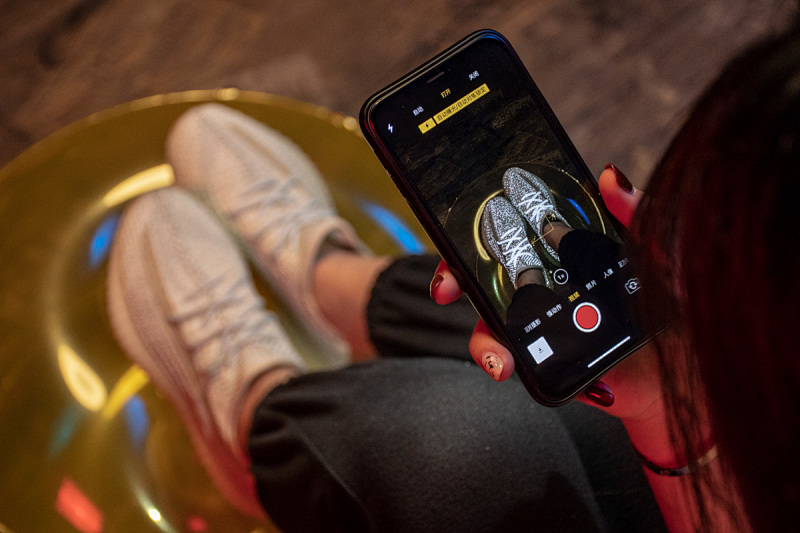 yupoo_362472_2c0c0567.jpg 【AB1AH】须白满天星3254 本地版真爆米花 椰子Adidas Yeezy 350 Boost V2 "Lundmark Reflective" FV3254