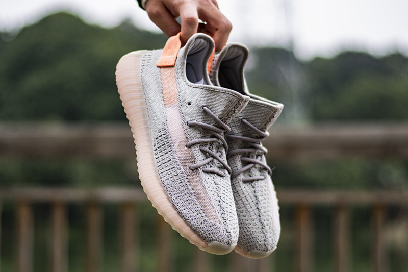 【AB1AH】欧洲 7492   Adidas Yeezy Boost 350 V2 “True Form”EG7492