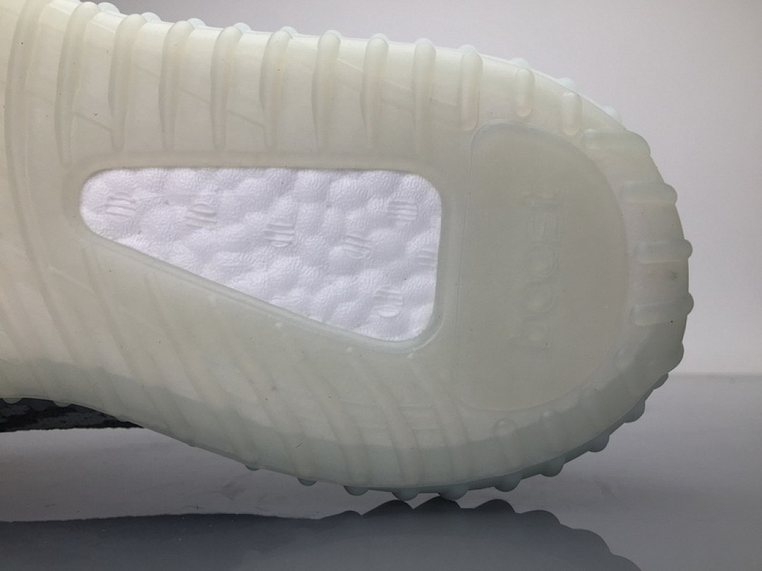 yupoo_363168_0722cef9.jpg 【AB1AH】冰蓝浅灰7571 本地真爆米花Adidas Yeezy Boost 350 V2 "Blue Tint” B37571