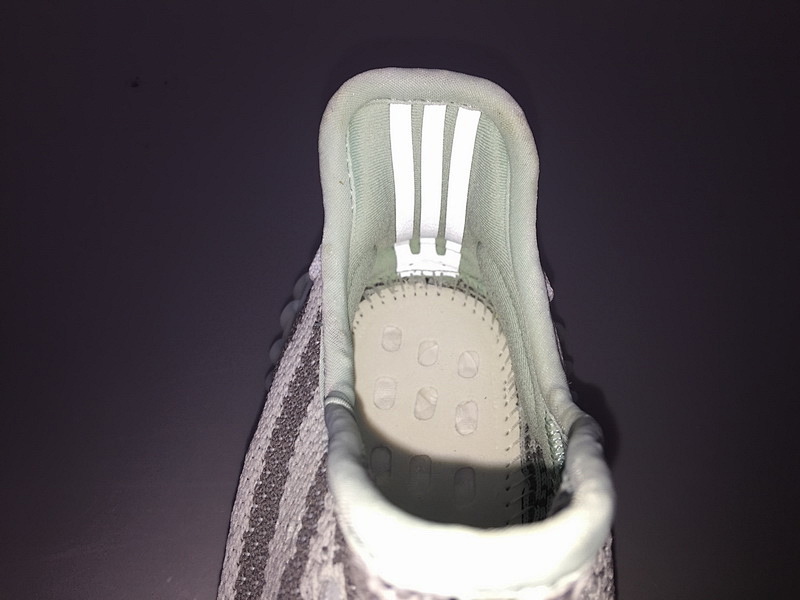 yupoo_363168_6f3f703b.jpg 【AB1AH】冰蓝浅灰7571 本地真爆米花Adidas Yeezy Boost 350 V2 "Blue Tint” B37571