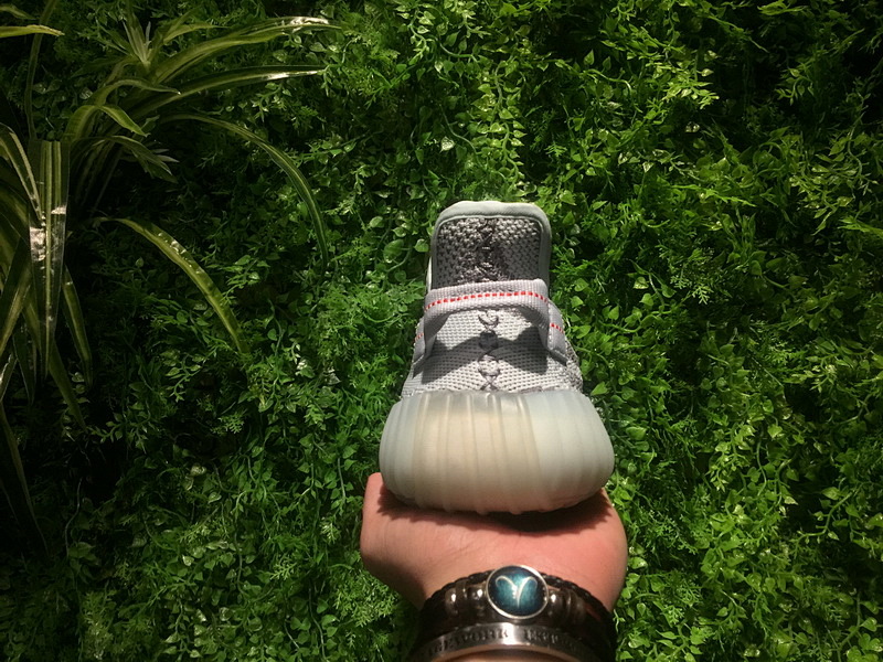 yupoo_363168_fe99f142.jpg 【AB1AH】冰蓝浅灰7571 本地真爆米花Adidas Yeezy Boost 350 V2 "Blue Tint” B37571