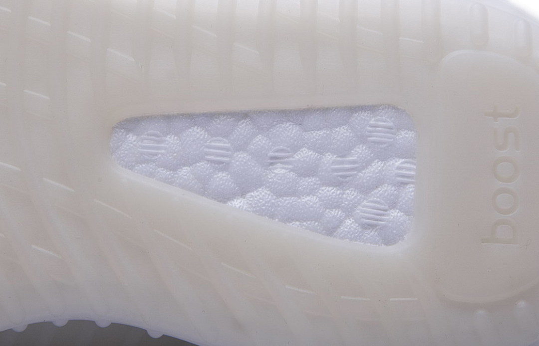 yupoo_363211_0a9fc5de.jpg 【AB1AH】全白9366 阿迪达斯椰子350二代本地真爆米花 CP9366 Adidas Yeezy Boost 350 V2 Cream White Real Boost