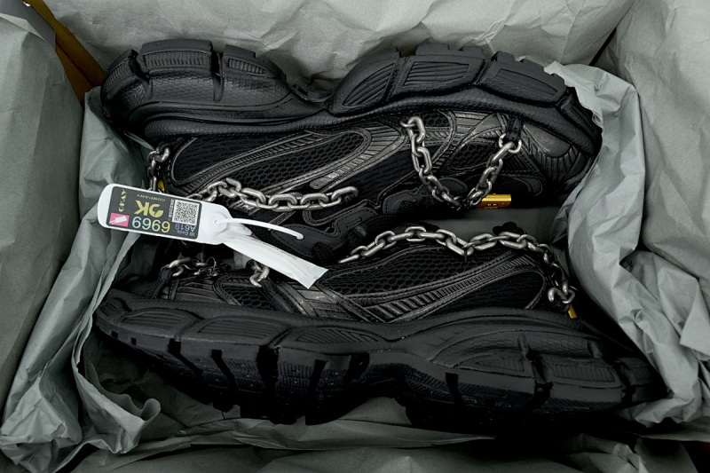 【EA5LJ】黑色锁链-5 巴黎10代链条挂锁低帮老爹鞋  825622 W3XPL 1882  Balenciaga Black
