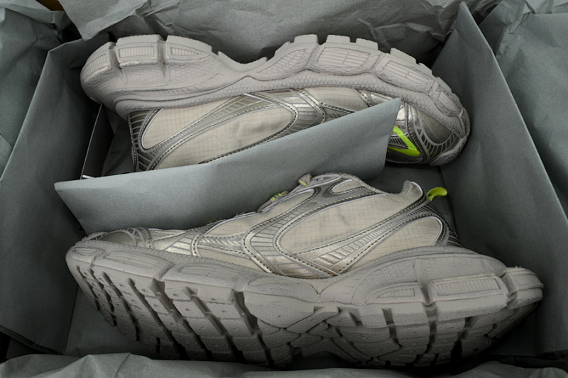 【CA5AH】网纱铜2077 巴黎10代跑鞋 734734 WXLCR 2077 Balenciaga Gauze Copper