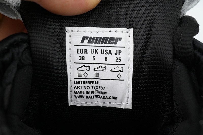 yupoo_364372_d4167f9f.jpg 【CA1P7】黑银 巴黎世家7.5代减震运动跑步鞋 Balenciaga Runner Sneaker 'Black Silver'