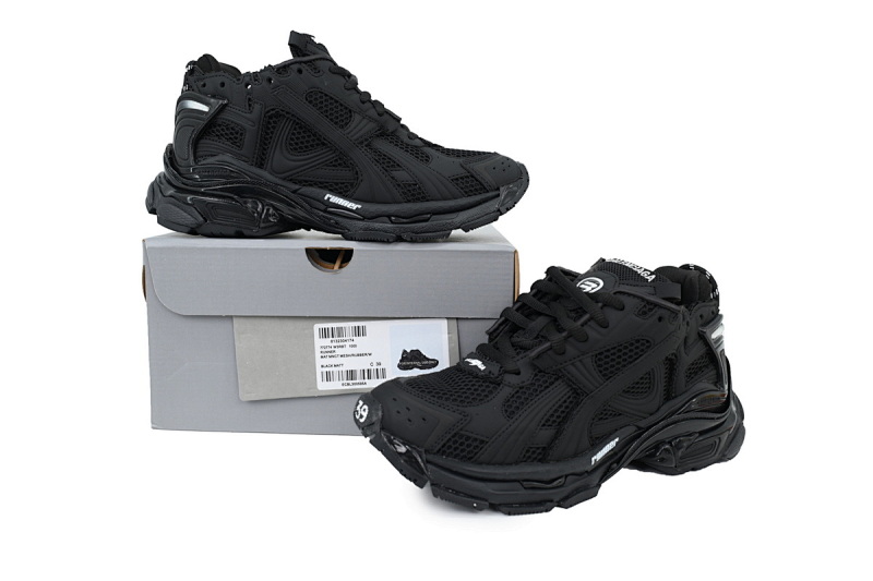 yupoo_364660_6ba59f9b.jpg 【CA1P7】全黑 巴黎世家7.5代减震运动跑步鞋 Balenciaga Runner Sneaker 'Black'