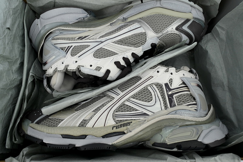 【EA0LJ】灰棕-19 巴黎世家7.5代减震运动跑步鞋 772774 W3RMU 2000 Balenciaga Runner Sneaker 'Grey Brown'