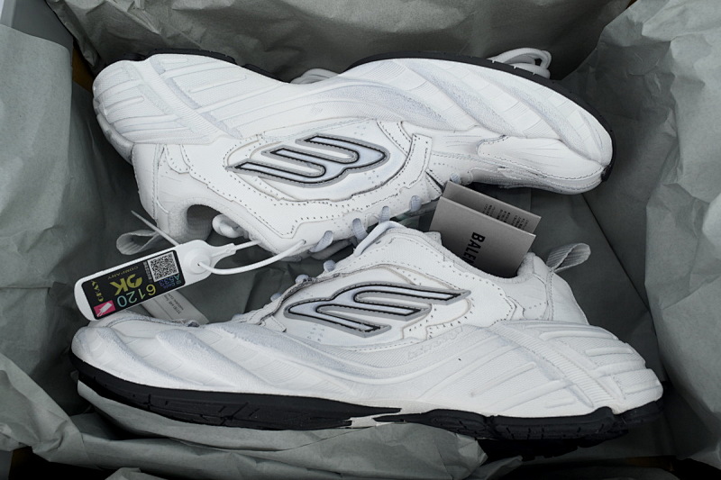 【DA5LJ】白色-1 巴黎世家16代新款 825418 WDTSC 9110 Balenciaga White