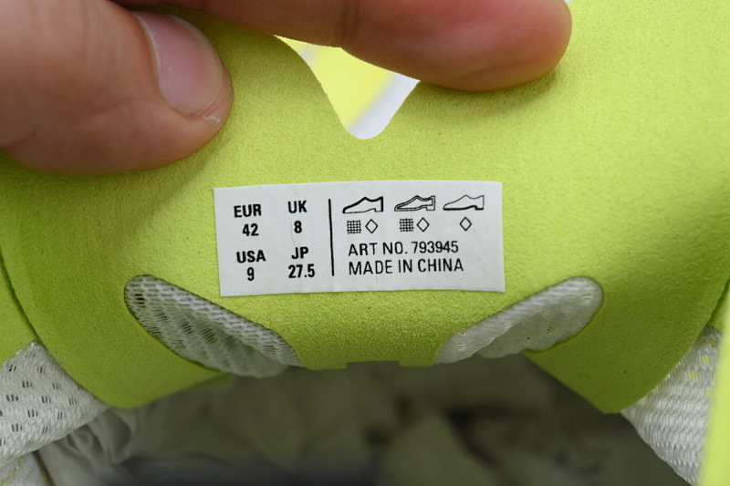 yupoo_366147_445b5bab.jpg 【CA5AH】荧光绿 巴黎13代跑鞋 793944 WFLGY 7901 Balenciaga Fluorescent Green
