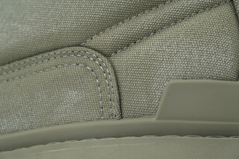 【EA7ET】军绿 巴黎世家 厚底马丁靴休闲军靴德比靴鞋 Balenciaga Strike Military Green