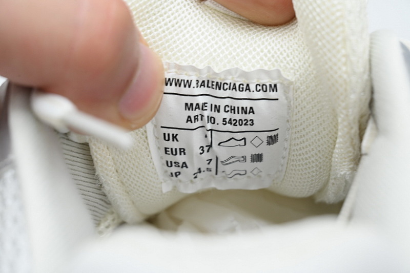 【DA0P7】白色有灯 巴黎3代灯鞋 Balenciaga Track Sneaker White