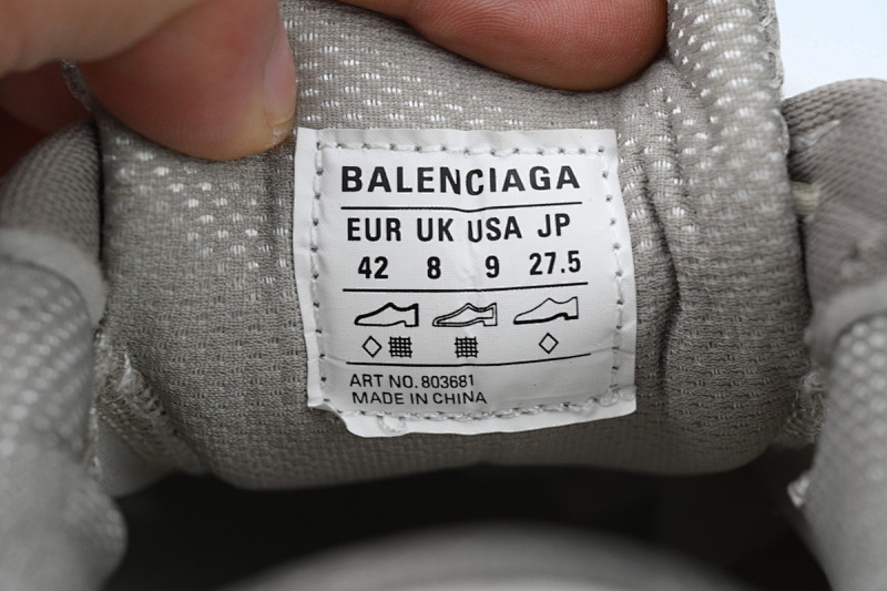 yupoo_366411_d2deaeb2.jpg 【CA3AH】订书钉白灰 巴黎14代老爹鞋 803681 W3ST4 9191 Balenciaga White Grey