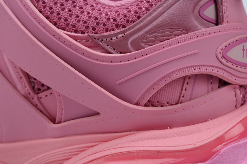 【DA0P7】粉色 巴黎3代时尚复古低帮跑鞋 Balenciaga Track Sneaker Pink